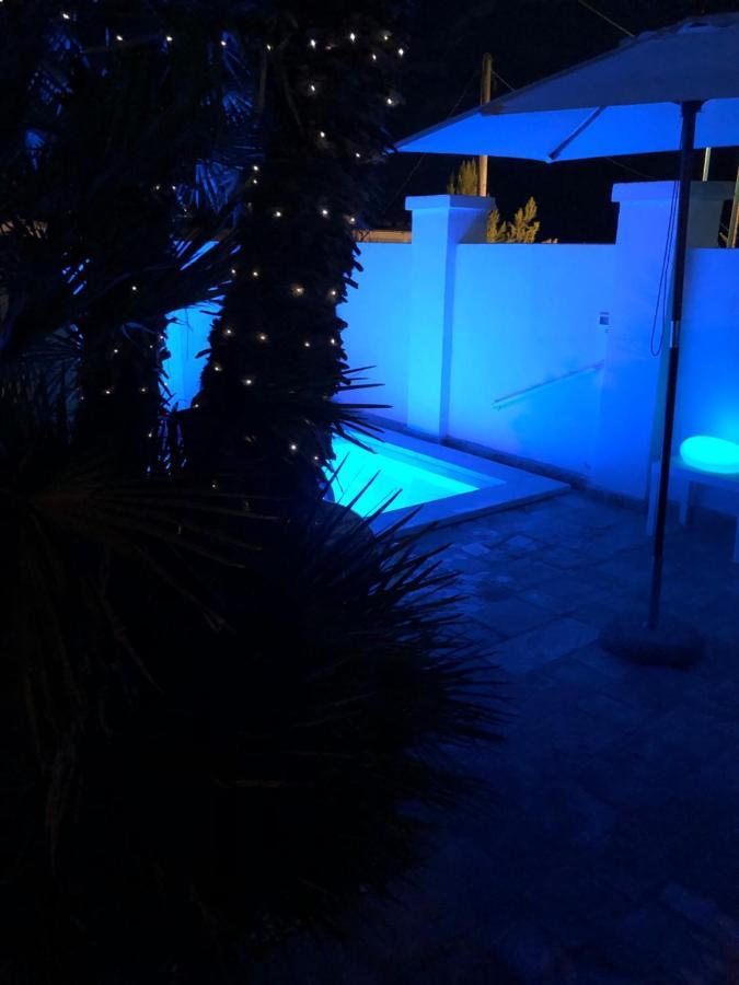 Le Due Pigne (Adults Only) Villa Taranto Kültér fotó