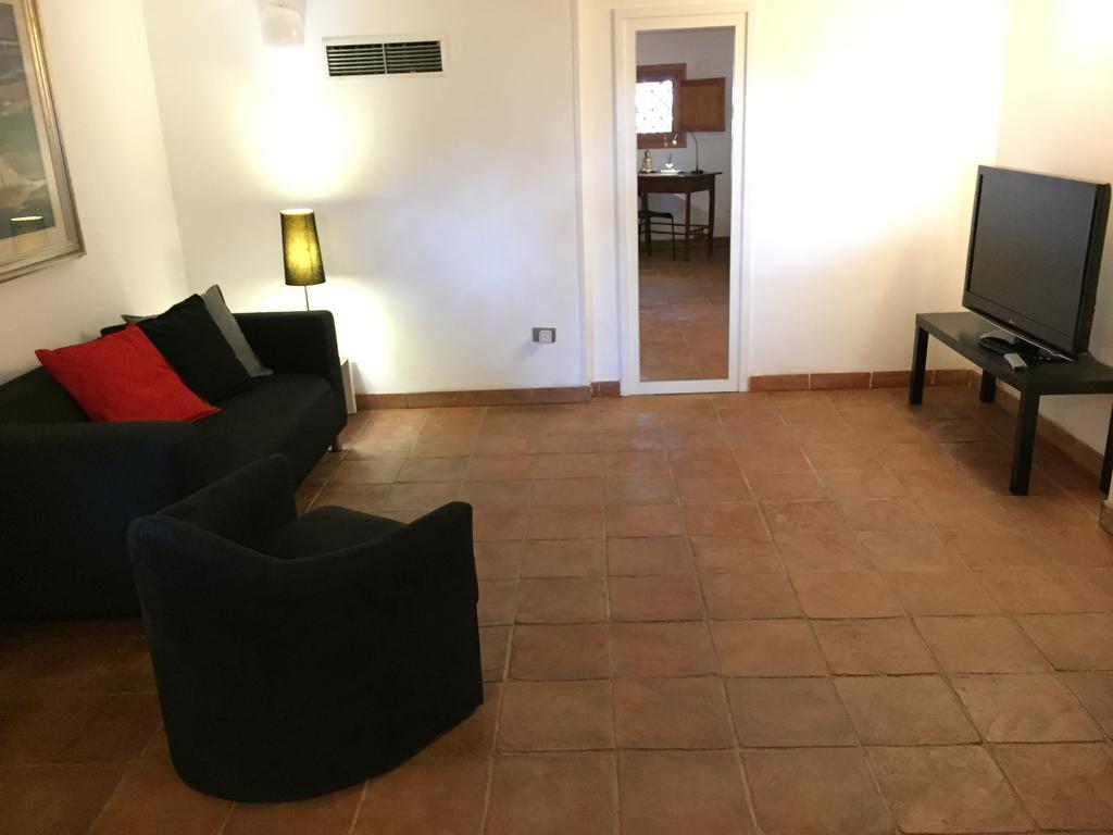 Le Due Pigne (Adults Only) Villa Taranto Kültér fotó