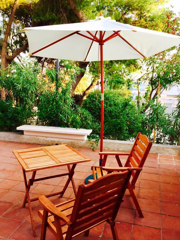 Le Due Pigne (Adults Only) Villa Taranto Kültér fotó