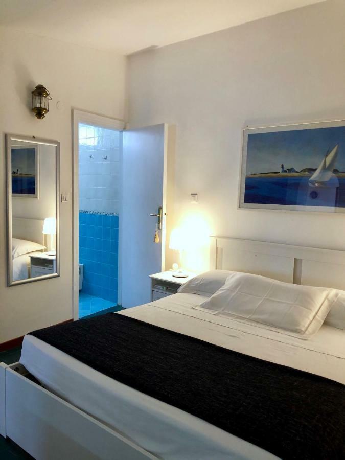 Le Due Pigne (Adults Only) Villa Taranto Kültér fotó