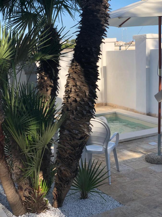 Le Due Pigne (Adults Only) Villa Taranto Kültér fotó