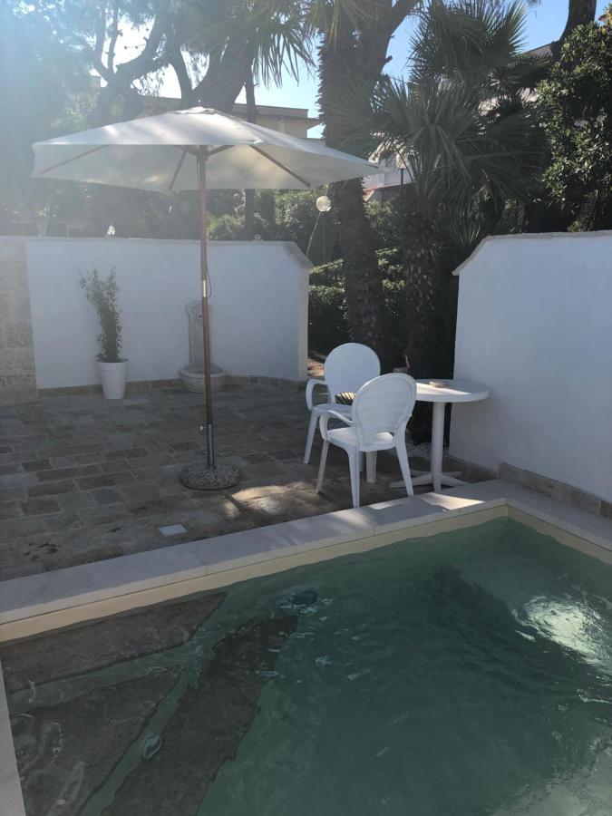 Le Due Pigne (Adults Only) Villa Taranto Kültér fotó
